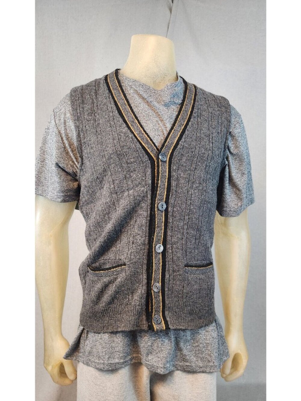Vintage Brent LARGE Gray Grey 100% Lambswool w Buttons Knit Sweater Vest USED